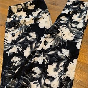 PRICE REDUCED!!  LLR OS Leggings. Never worn.